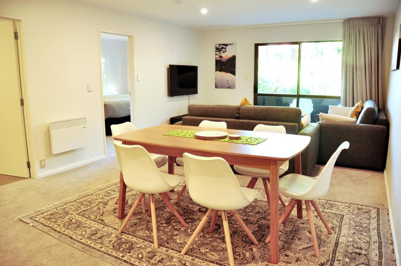 St James Apartments Queenstown Buitenkant foto