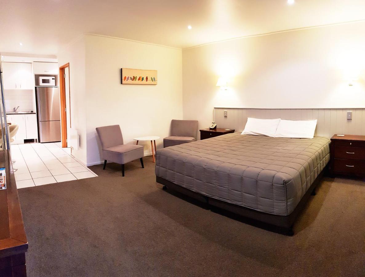 St James Apartments Queenstown Buitenkant foto