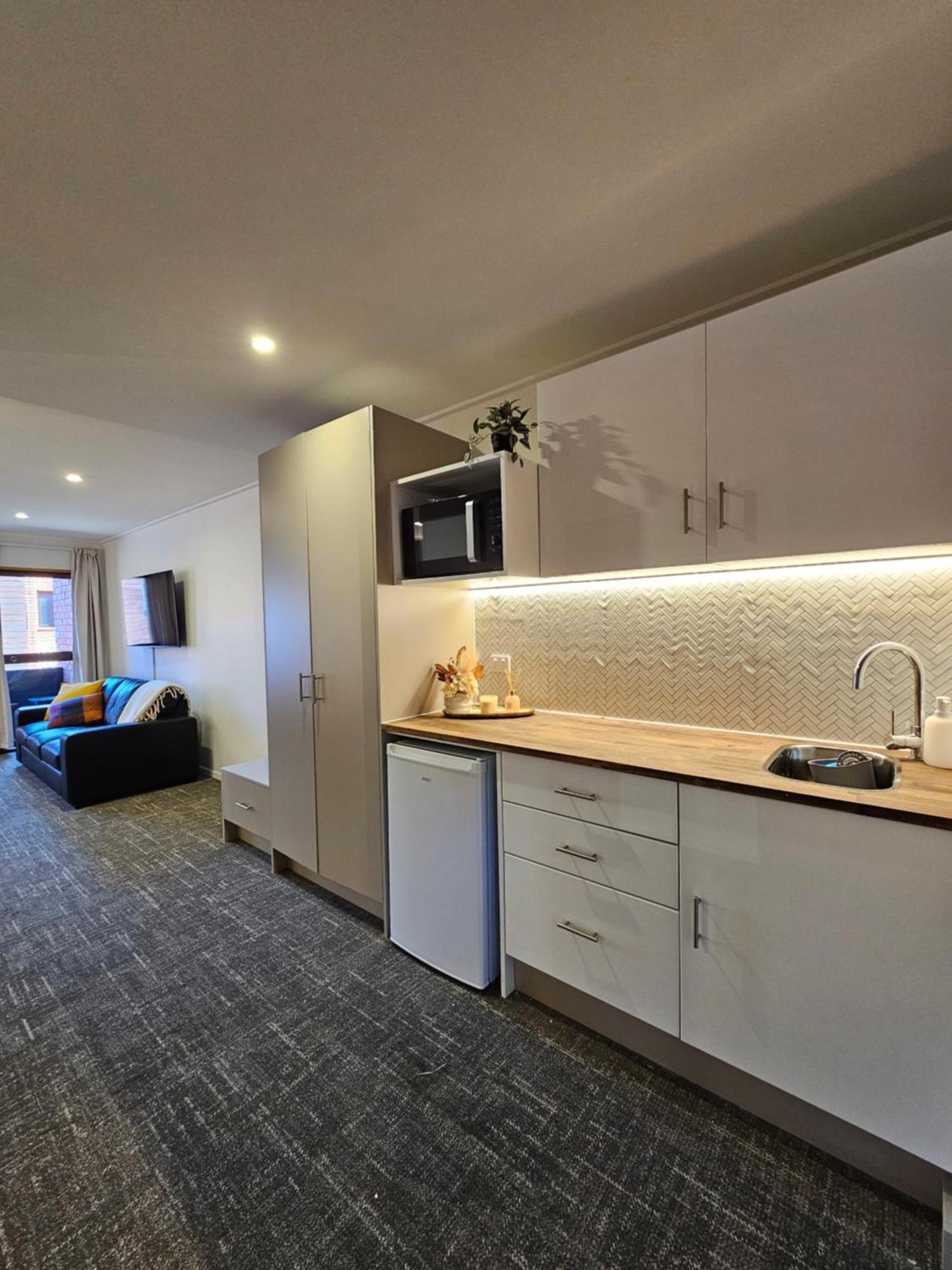 St James Apartments Queenstown Buitenkant foto